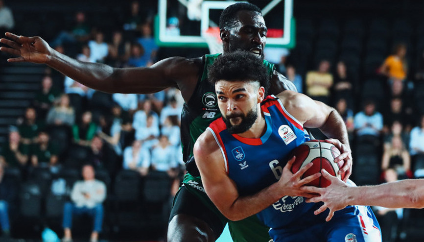 Anadolu Efes yarı finale yükseldi