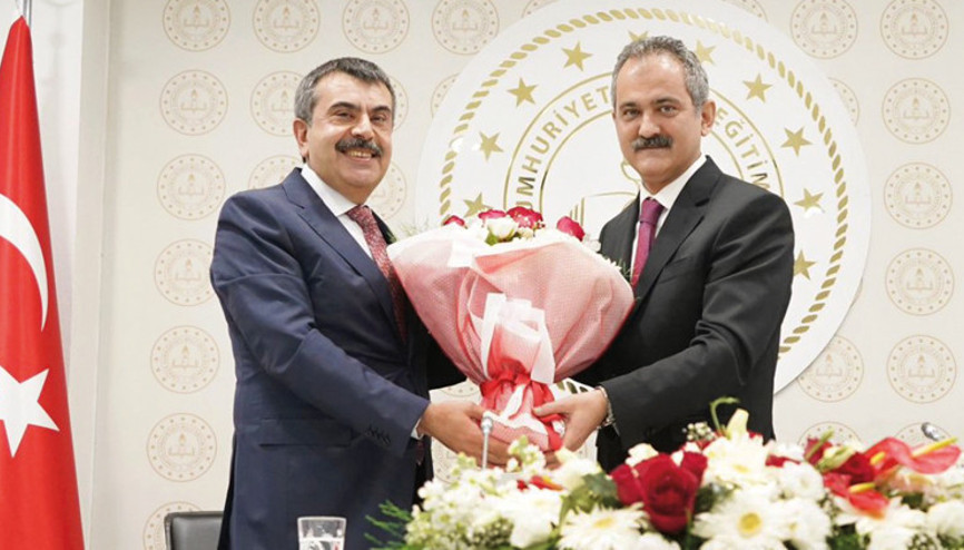 MEB’de devir teslim Müsteşar olarak gitti Bakan olarak geri geldi