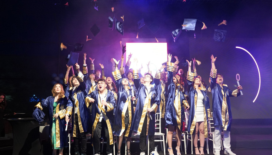 Ata Koleji’nde 65inci Dönem mezuniyet coşkusu