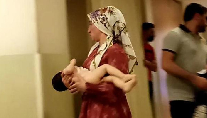 Üzerine sıcak kakao dökülen Kadir bebek yaralandı