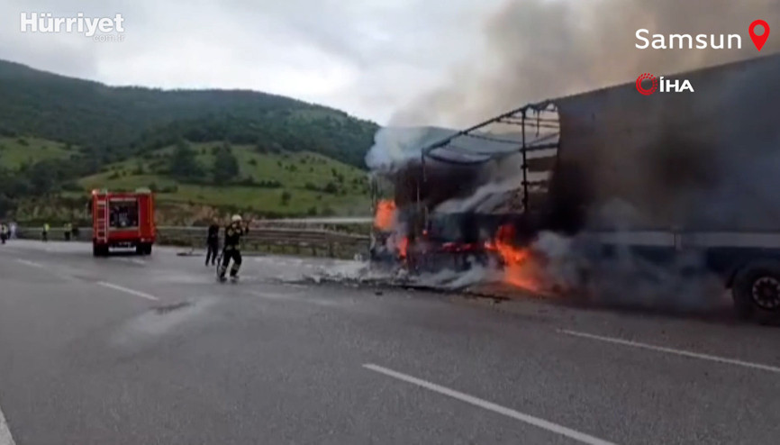 Gürcistana arpa taşıyan tır Samsunda alev alev yandı