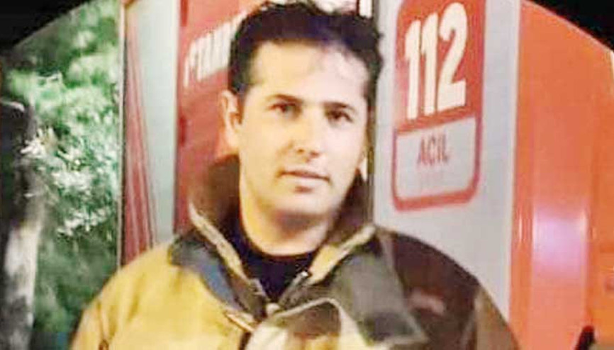 Çatıdan düşen itfaiye eri hayatını kaybetti