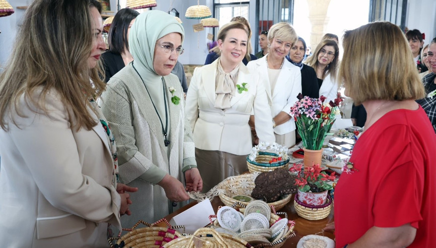 Emine Erdoğandan KKTCdeki kadın kooperatifine ziyaret Emine Erdoğandan KKTCdeki kadın kooperatifine ziyaret