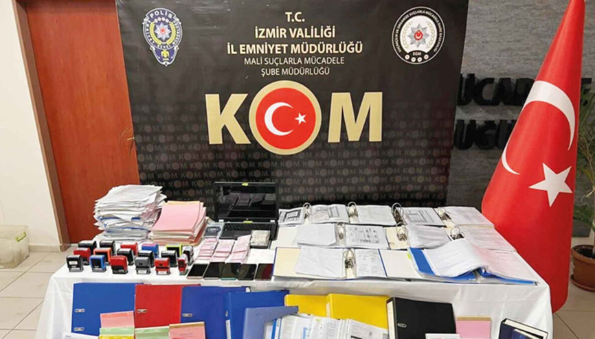 1 milyar liralık naylon fatura ile yakalandı