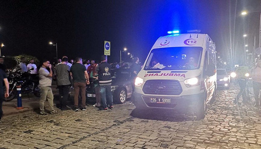 İzmir’de sözlü tartışmada polis göğsünden bıçaklandı