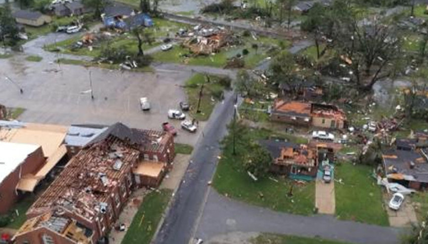 ABD’nin Mississippi eyaletinde hortum sonrası oluşan hasar görüntülendi