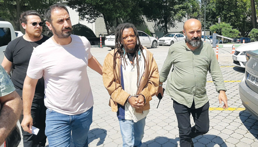 Evde sincap beslemeye 7 bin lira ceza