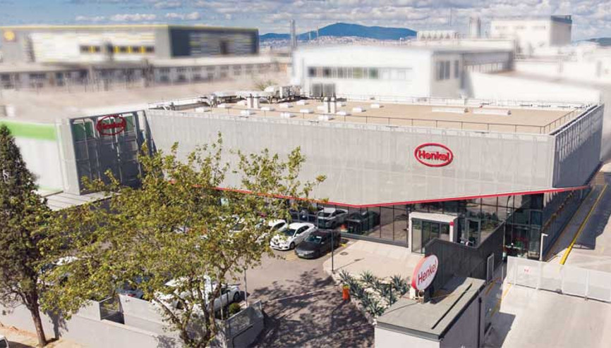 Fabrikasını karbon nötr hale getirdi