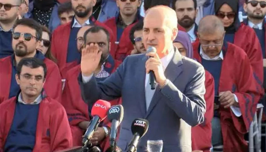 TBMM Başkanı Kurtulmuş İbn Haldun Üniversitesi Mezuniyet Töreni’ne katıldı TBMM Başkanı Kurtulmuş İbn Haldun Üniversitesi Mezuniyet Töreni’ne katıldı