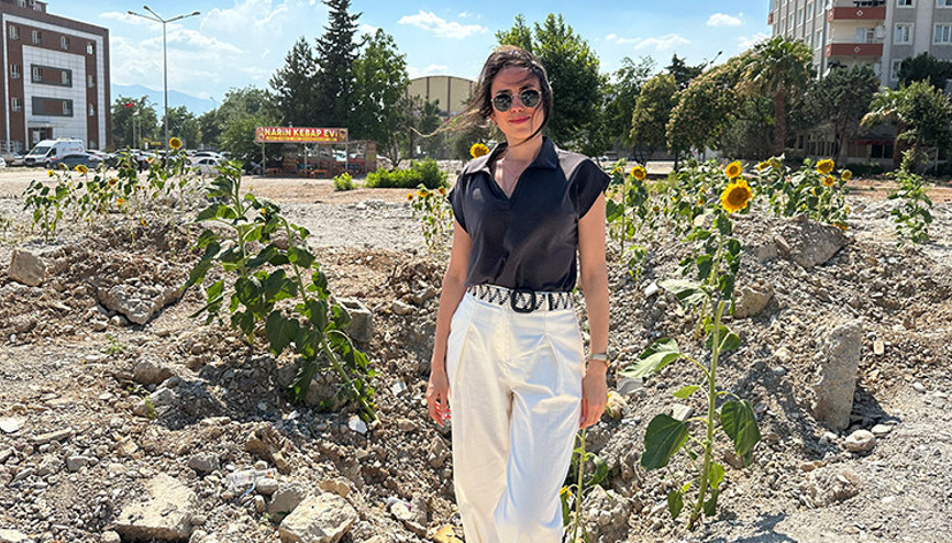 Kahramanmaraş’a umut olan ayçiçeklerini yerinde gördük Kahramanmaraş’a umut olan ayçiçeklerini yerinde gördük