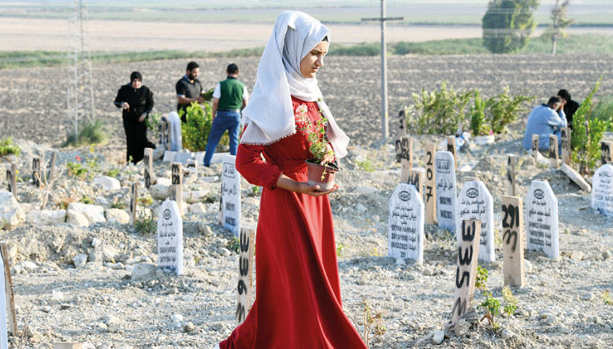 Bu bayram da yarımız, eksiğiz...