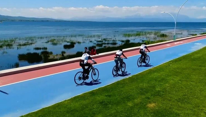 Bakan Özhaseki: 643 kilometre bisiklet yolunu tamamladık