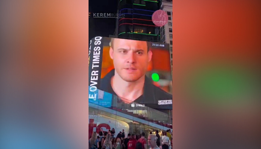 Ya Çok Seversen New York’un Times Meydanı’nda…