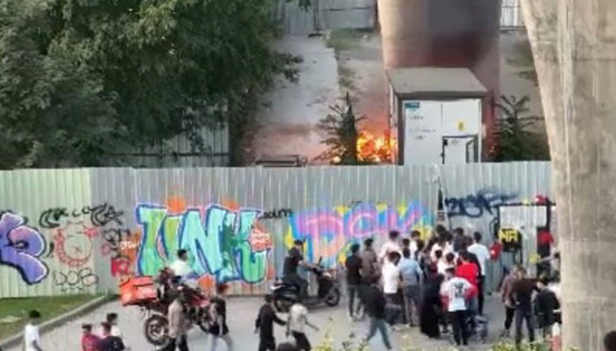 Haliç metro köprüsü altında trafo patladı