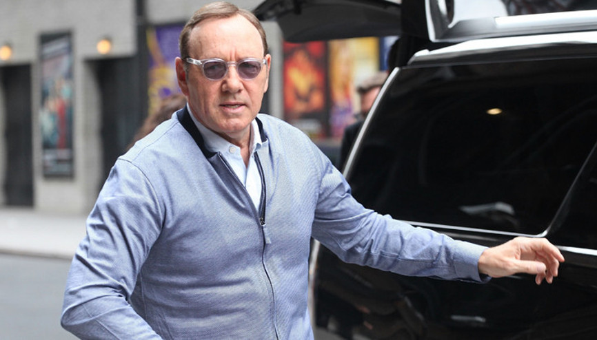 Ünlü oyuncu adını temize çıkaramadı... Kan donduran ifade: Beni evine çağırıp uykudayken taciz etti