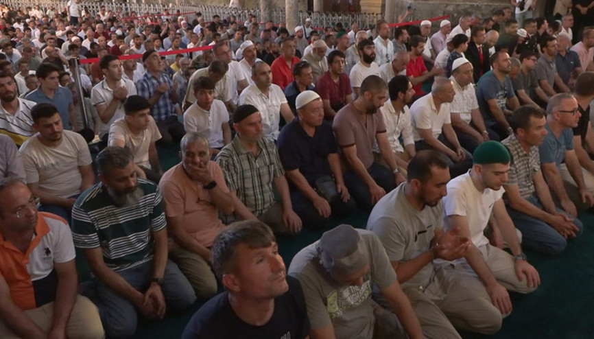 Ayasofya Camiinde 15 Temmuz şehitleri için hatim indirildi