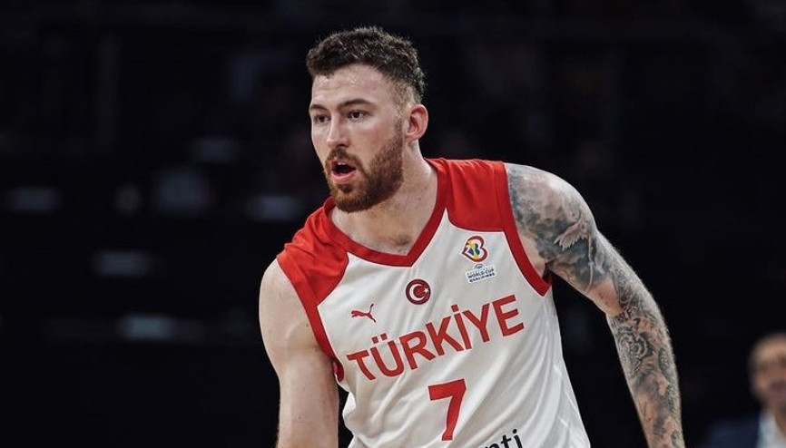 Milli basketbolcu Onuralp Bitim, Bursaspor’a veda etti