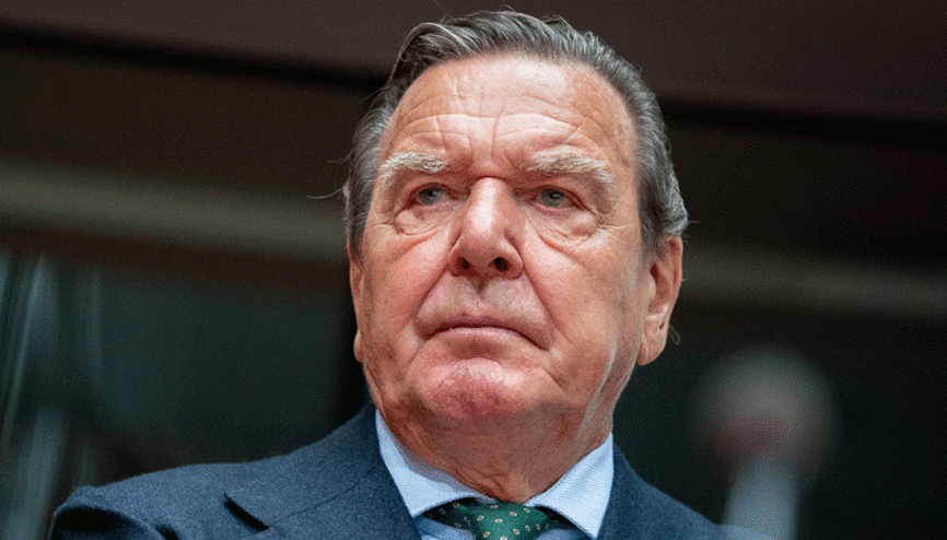 Schröder bürosunu geri almakta kararlı