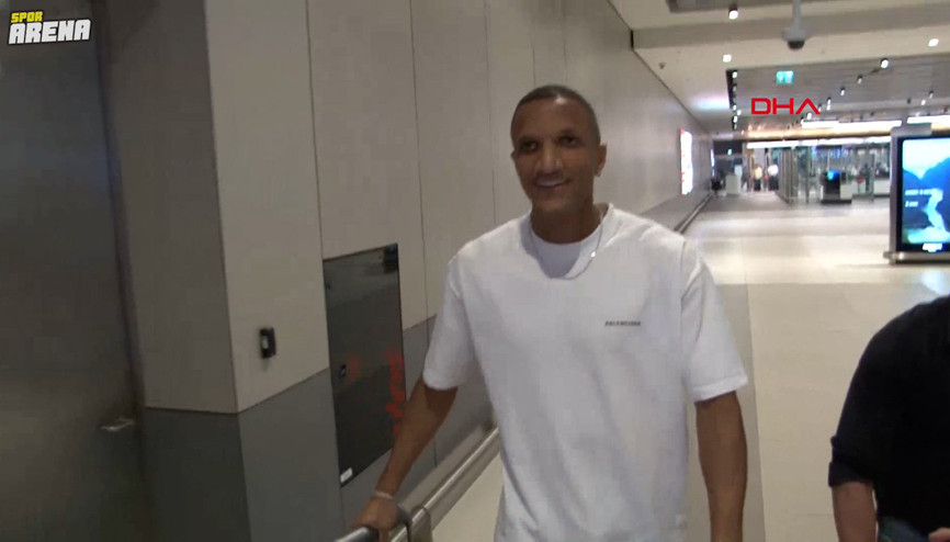 Fenerbahçenin yeni transferi Becao, İstanbula geldi