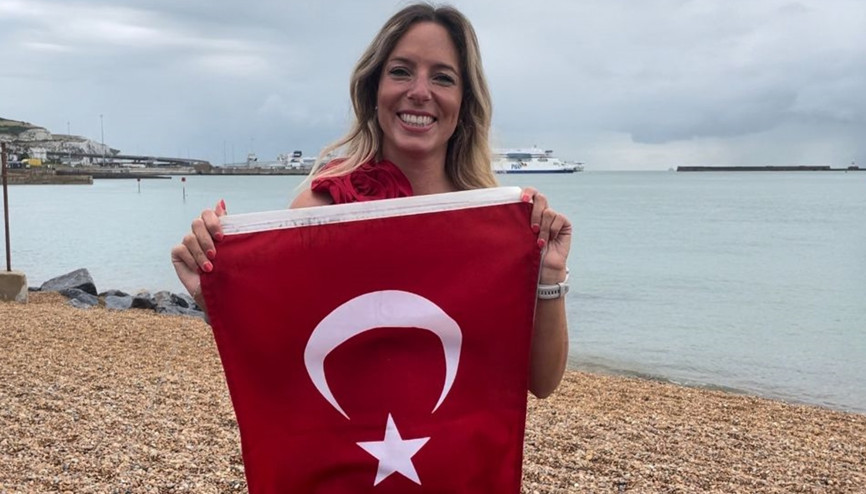 Manş Denizini geçti, adını tarihe yazdırdı Deniz Kayadelen...