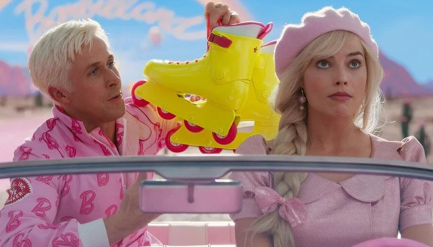 Barbie filmi konusu nedir, oyuncuları kimler Türkiyede vizyona girdi Googledan Barbie filmine özel pembe efekt...