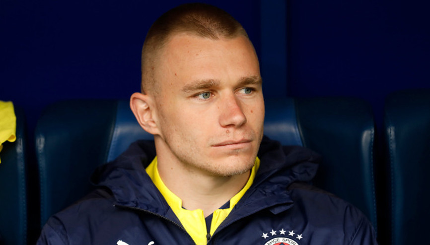 Son Dakika: Fenerbahçeli Attila Szalai, transferi için İstanbuldan ayrıldı