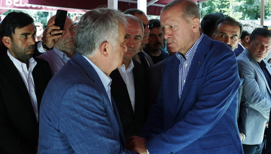 Erdoğan, AK Partili Hayati Yazıcının annesinin cenaze törenine katıldı