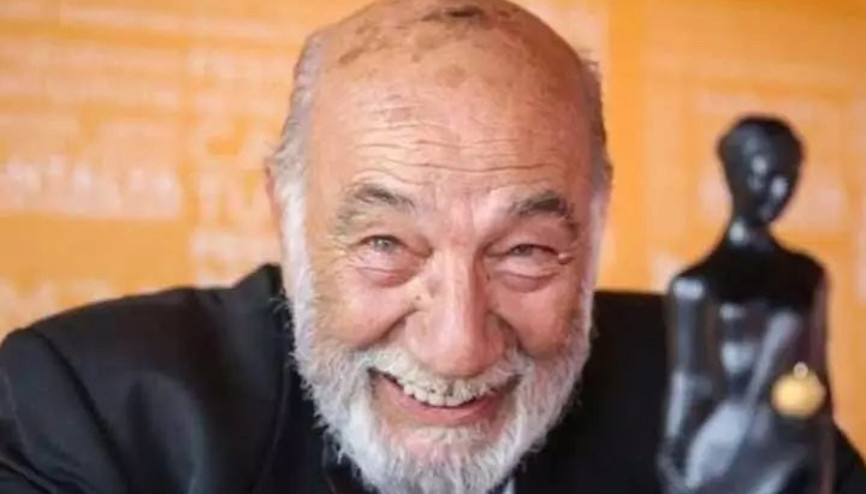 Usta oyuncu Yılmaz Gruda hayatını kaybetti