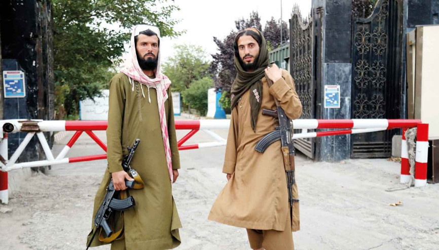 Taliban bu kez kravata taktı