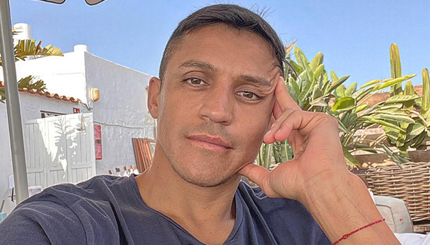 Son Dakika: Fenerbahçede Alexis Sanchez sesleri