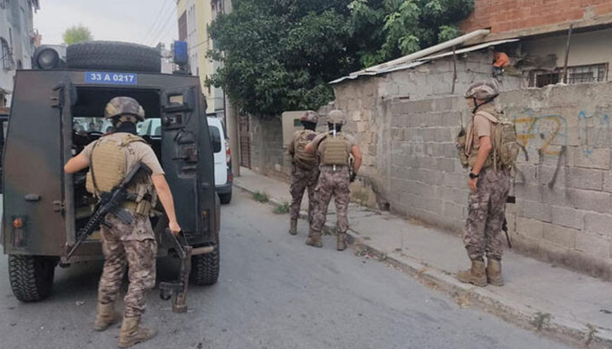 Mersinde torbacı operasyonu: Çok sayıda gözaltı var