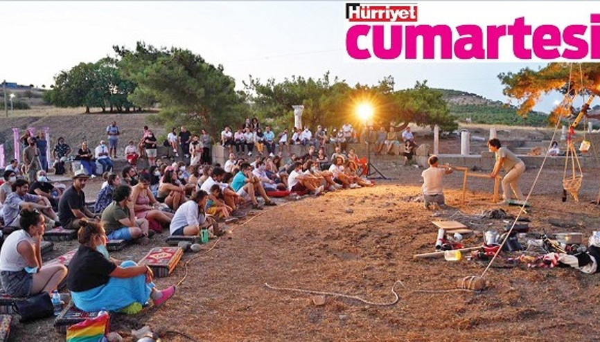 Bergama Tiyatro Festivali bir arada neşelenmeye çağırıyor Bergama Tiyatro Festivali bir arada neşelenmeye çağırıyor