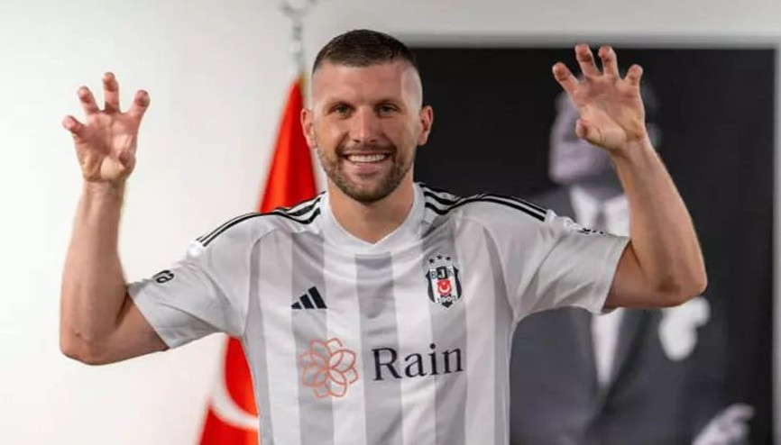 Beşiktaş, UEFAya listesini bildirdi Rebic, Ghezzal ve Cenk Tosun...
