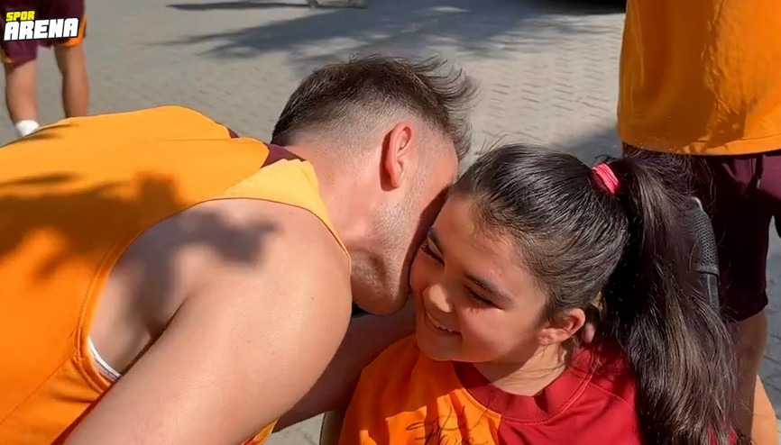 6 Şubat depreminin 90. saat mucizesi Hilal Bilge, Galatasaraylı futbolcularla buluştu Derya Baltadan duygusal paylaşım... 6 Şubat depreminin 90. saat mucizesi Hilal Bilge, Galatasaraylı futbolcularla buluştu Derya Baltadan duygusal paylaşım...