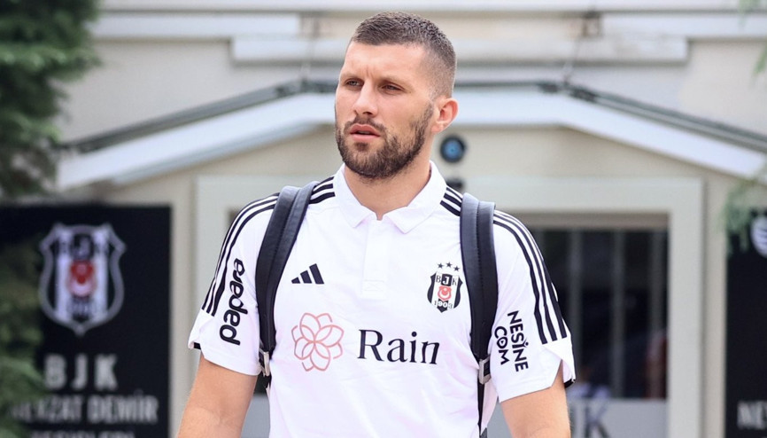 Beşiktaşın Neftçi Bakü kamp kadrosu açıklandı Ante Rebic kadroda mı