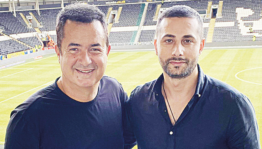 Acun Ilıcalı: Hull City taraftarı ‘Kurtarıcı’ diye çağırıyor Acun Ilıcalı: Hull City taraftarı ‘Kurtarıcı’ diye çağırıyor