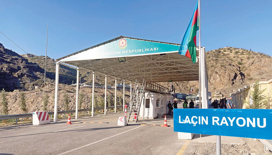 Hürriyet gerilimin tırmandığı Laçin Koridorunda... Kaçakçılığa geçit verilmiyor