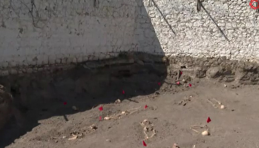 Şuşada toplu mezar bulundu