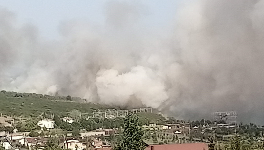 Kocaelindeki TÜBİTAK yerleşkesindeki orman yangını kontrol altına alındı Kocaelindeki TÜBİTAK yerleşkesindeki orman yangını kontrol altına alındı