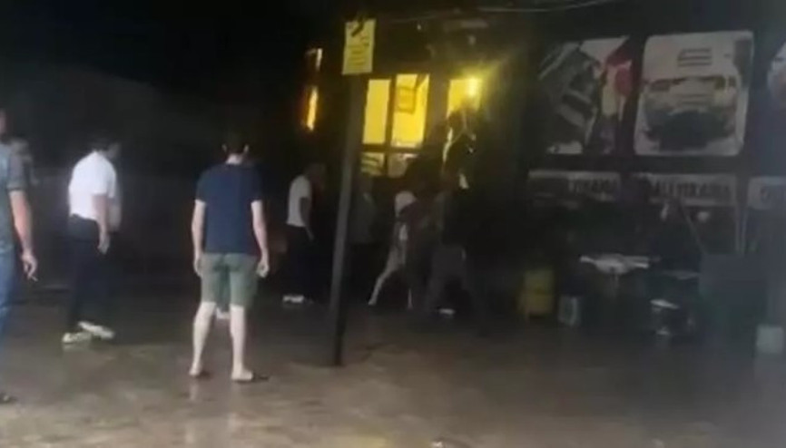 Ataşehir’de oto yıkamacıda bagaj kapağını sert kapattın kavgası