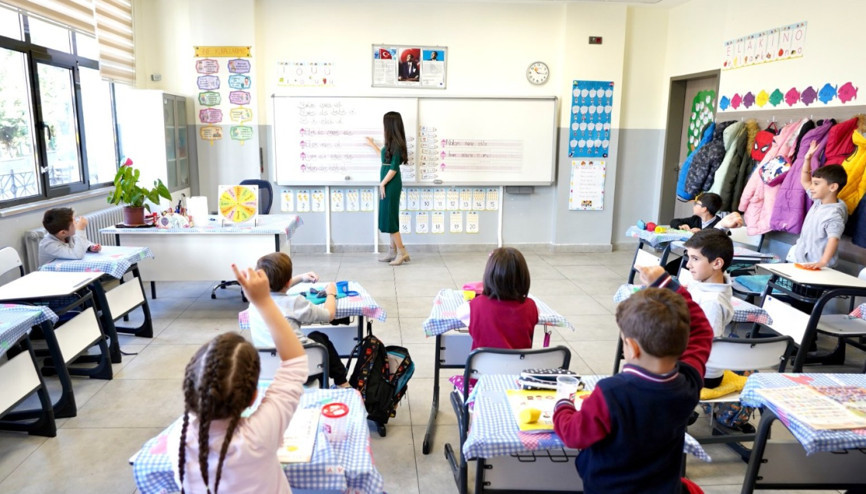 Sözleşmeli eş öğretmenlerin yer değiştirme şartları