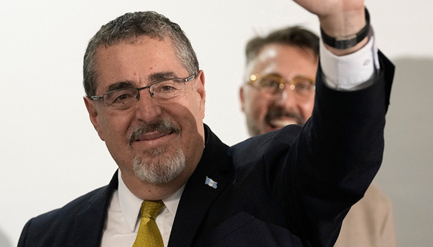 Guatemalanın yeni devlet başkanı belli oldu
