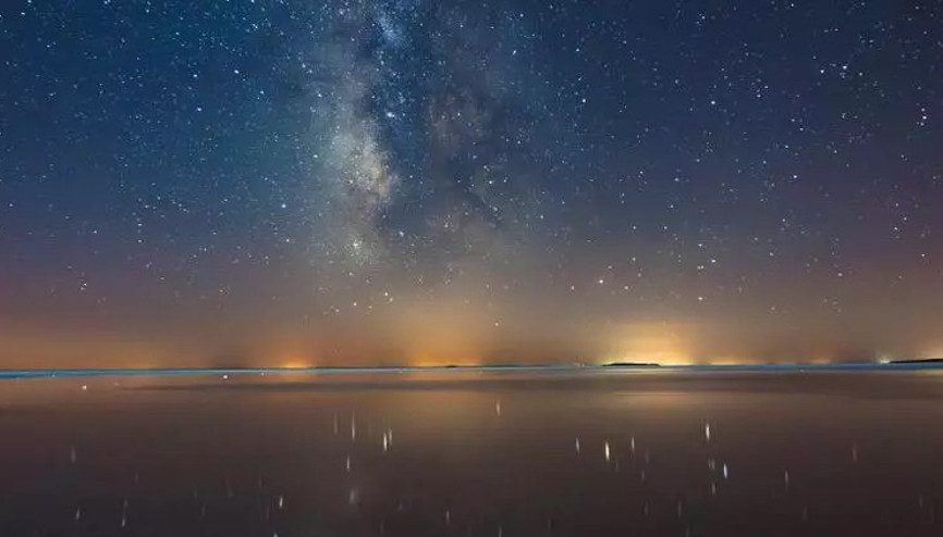 Tuz gölünde meteor yağmuruyla eşsiz görüntüler ortaya çıktı