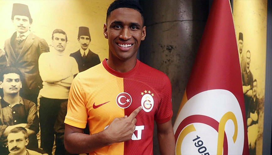 Son Dakika: Galatasarayda Tetenin lisansı çıktı Molde maçında oynayabilecek mi