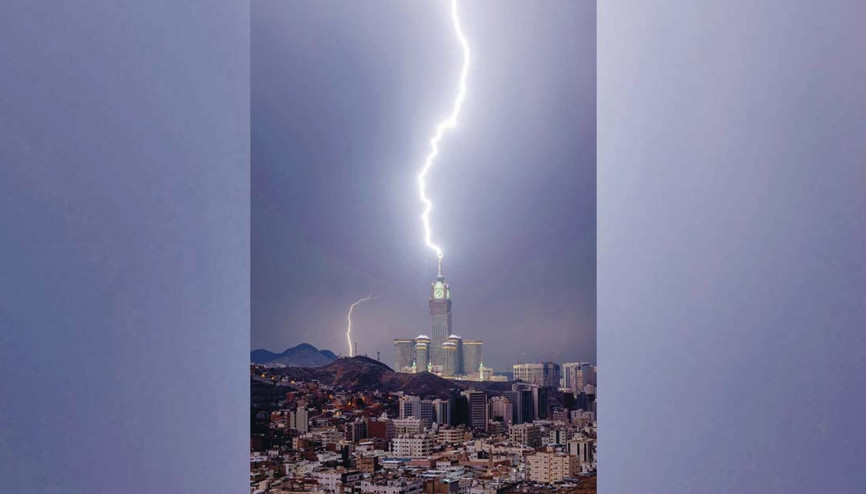 Mekke’yi ‘süper hücre’ fırtınası vurdu