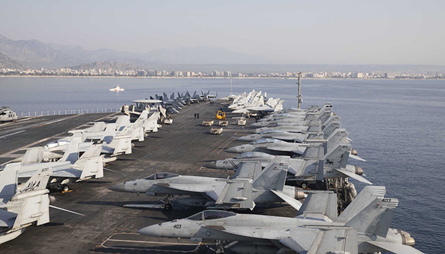 Dünyanın en büyük uçak gemisi Antalyada