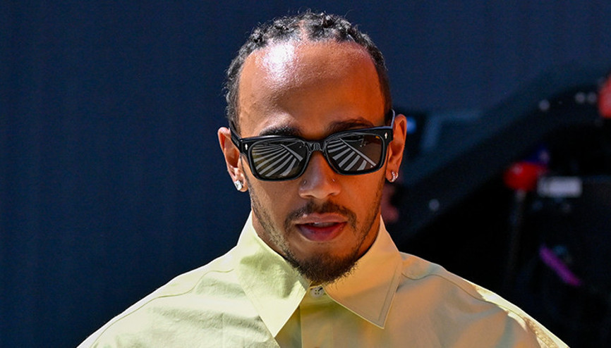 Son Dakika: Mercedeste çifte imza Lewis Hamilton ve George Russell sözleşme yeniledi...