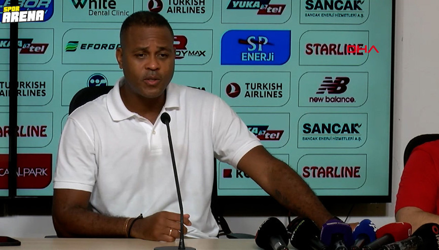 Kluivert: Üzgünüz Artık lige ve kupaya odaklanacağız