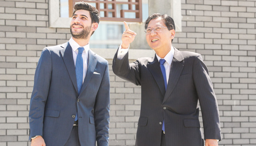 Çin’in Ankara Büyükelçisi Liu, Hürriyet’e konuştu: Çin’den yerel para vurgusu