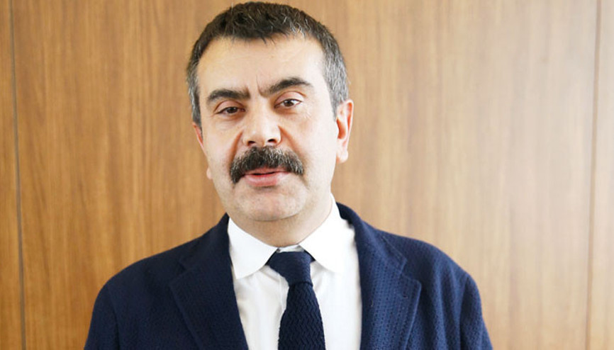 Bakan Tekin öğretmenlere seslendi: 1 milyon kişilik ekibiz